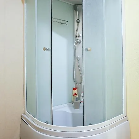 Apartament Pobediteley 57 *